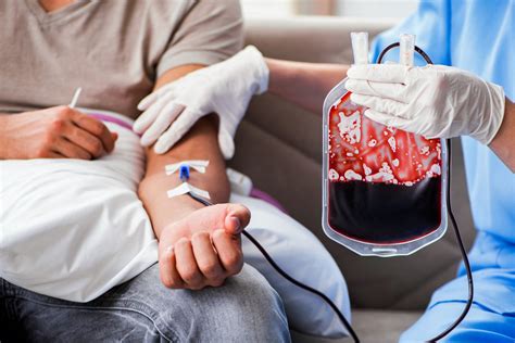 Doctors call on healthy individuals to donate blood .